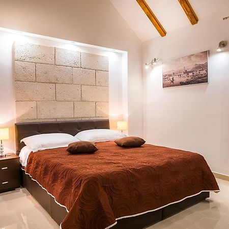 Split Oasis Studio Apartments Dış mekan fotoğraf