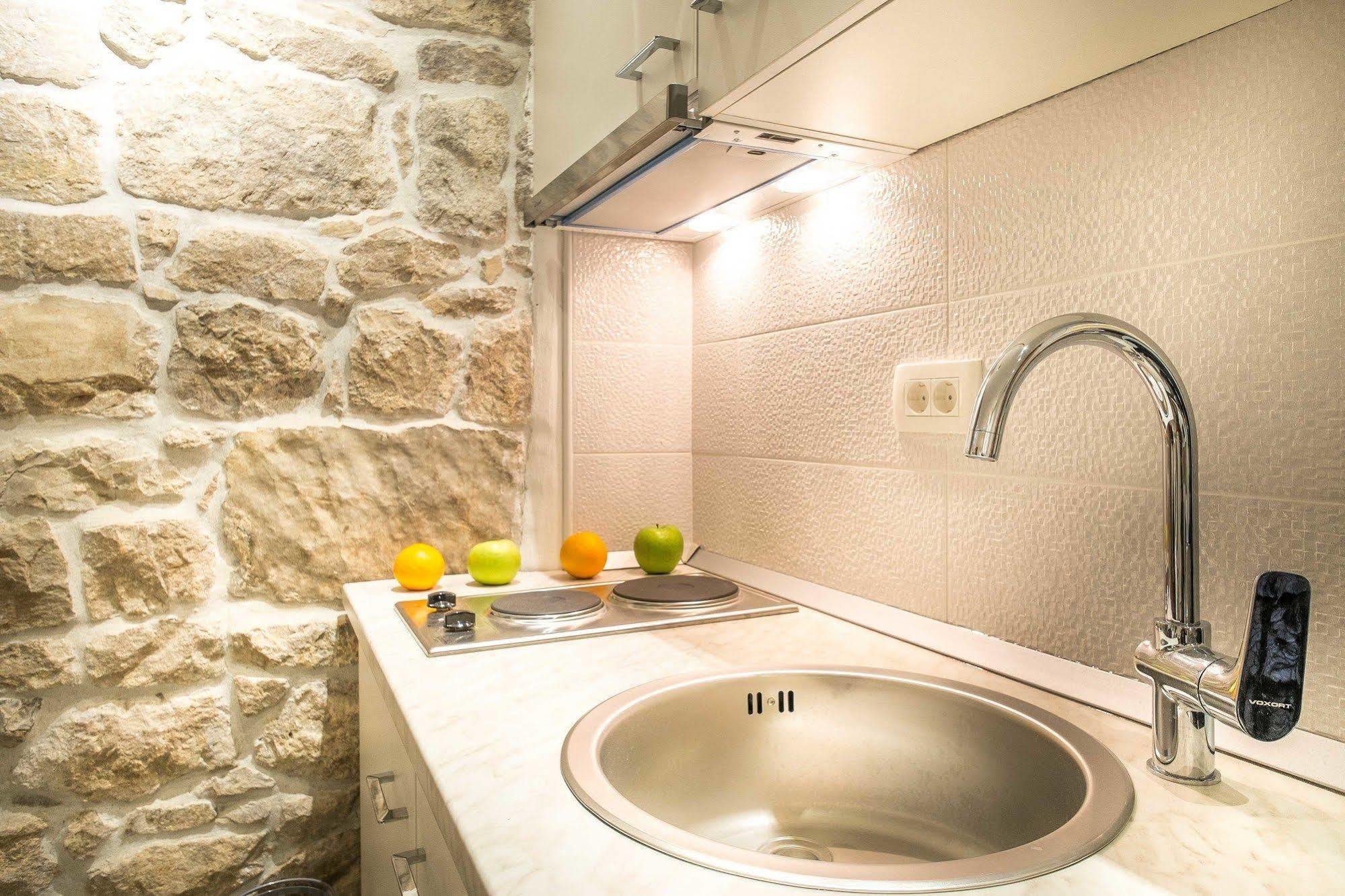 Split Oasis Studio Apartments Dış mekan fotoğraf